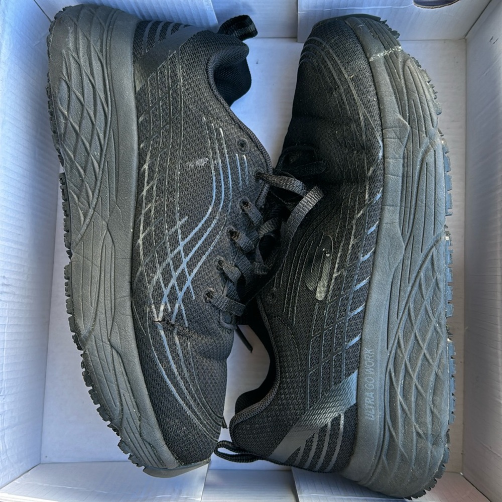 Sketchers, black shoes